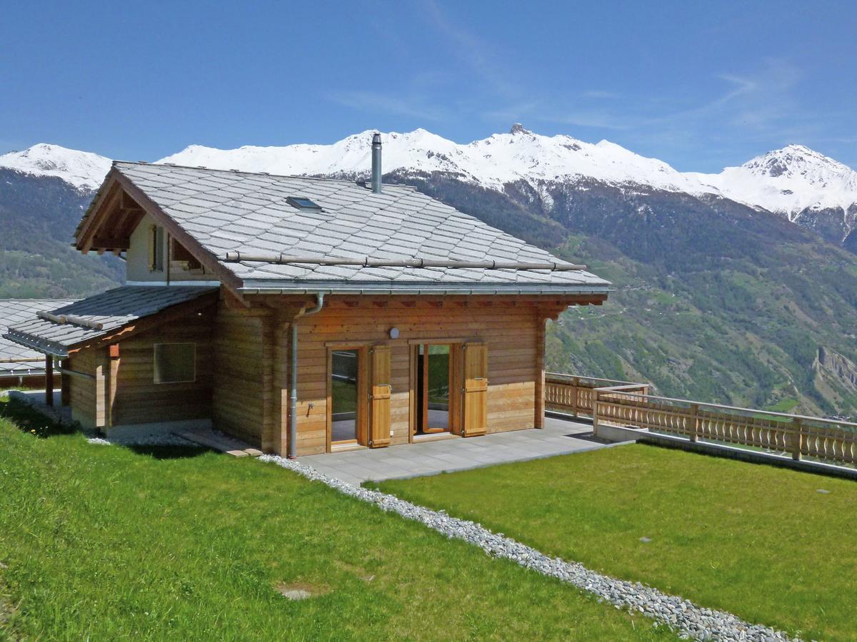 Mountain-View Chalet In Heremence With Terrace Екстер'єр фото